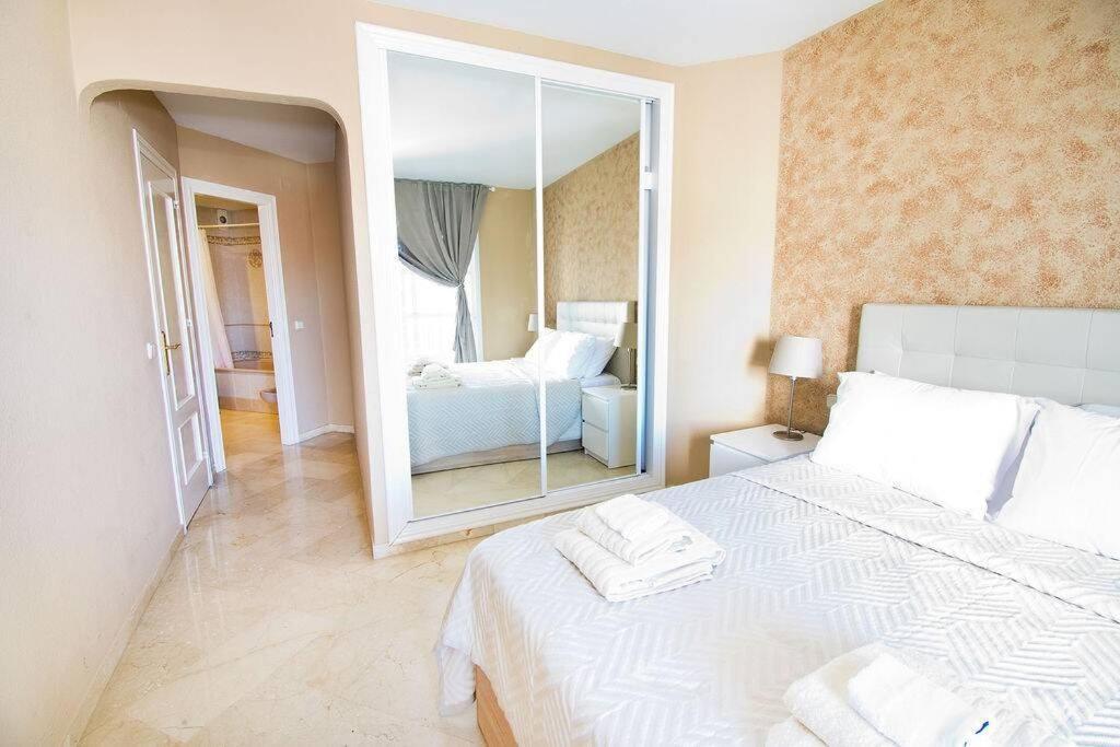 Spectacular Apartment In Matchroom Country Club フエンヒロラ エクステリア 写真