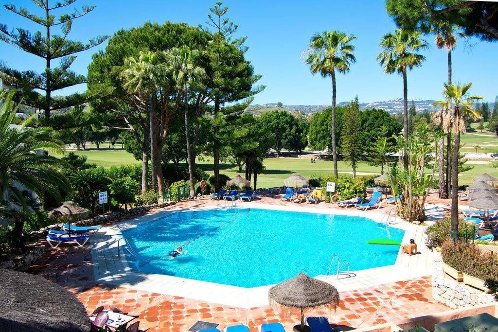 Spectacular Apartment In Matchroom Country Club フエンヒロラ エクステリア 写真